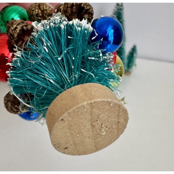 Lot 27 Vintage Bottle Brush Christmas Tree Flocked Wood Base Ornament Decor - Picture 6 of 11